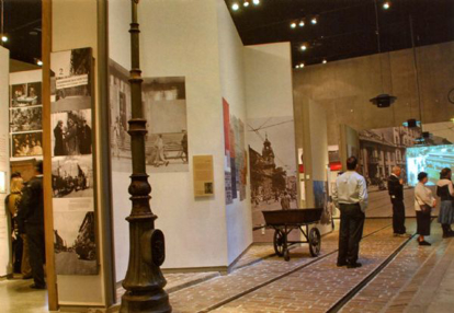 תמונה של Postcard - Interior of the Holocaust History Museum at Yad Vashem I
